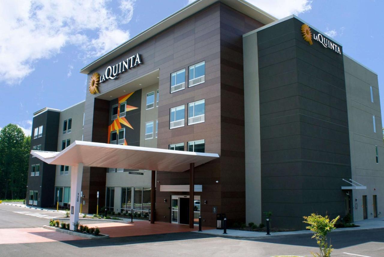 La Quinta Inn & Suites By Wyndham Manchester - Arnold Afb Exterior photo